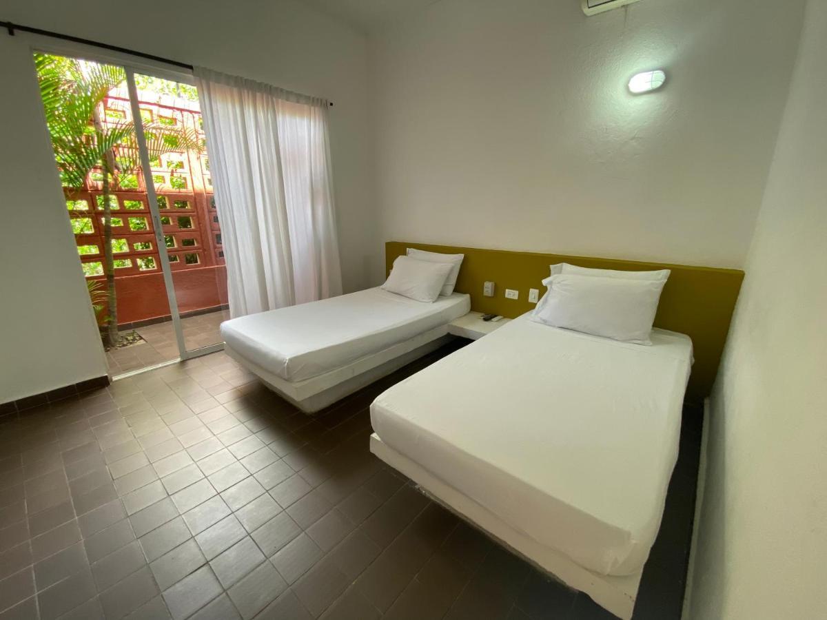 Color Hostel Palomino Exterior photo